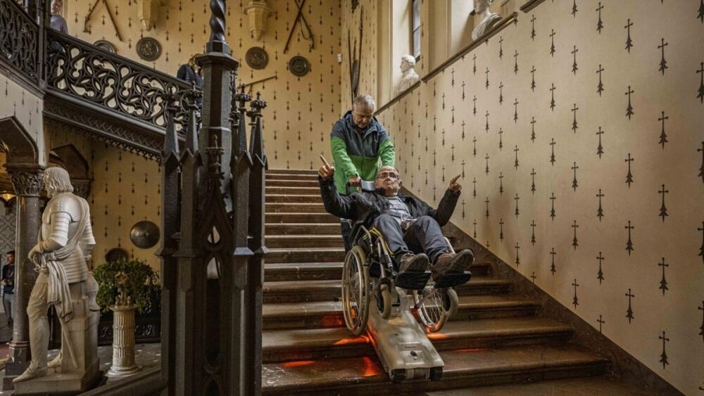 Návštěvníci na Sychrově, foto: Artur Irma